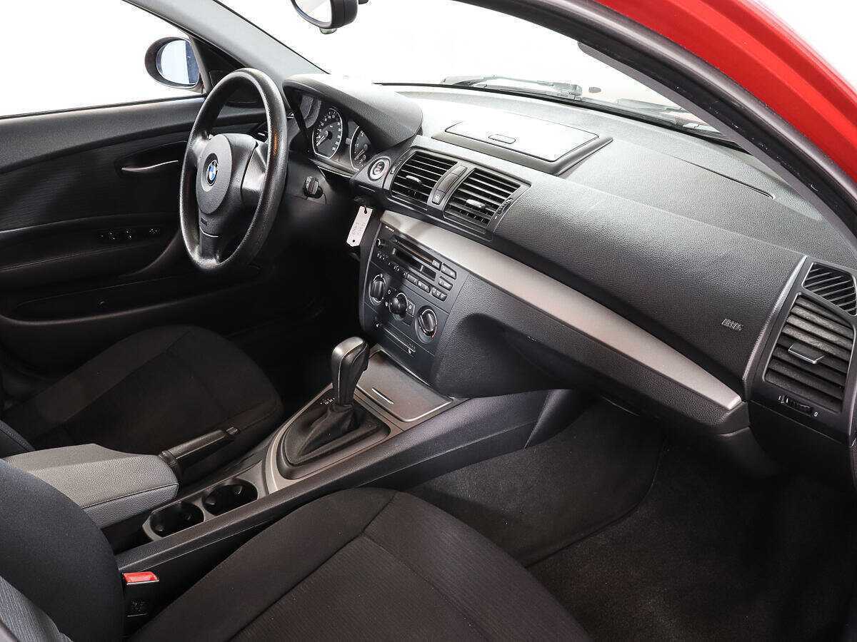 BMW 1 серии 2008 года с пробегом. Фото: #8