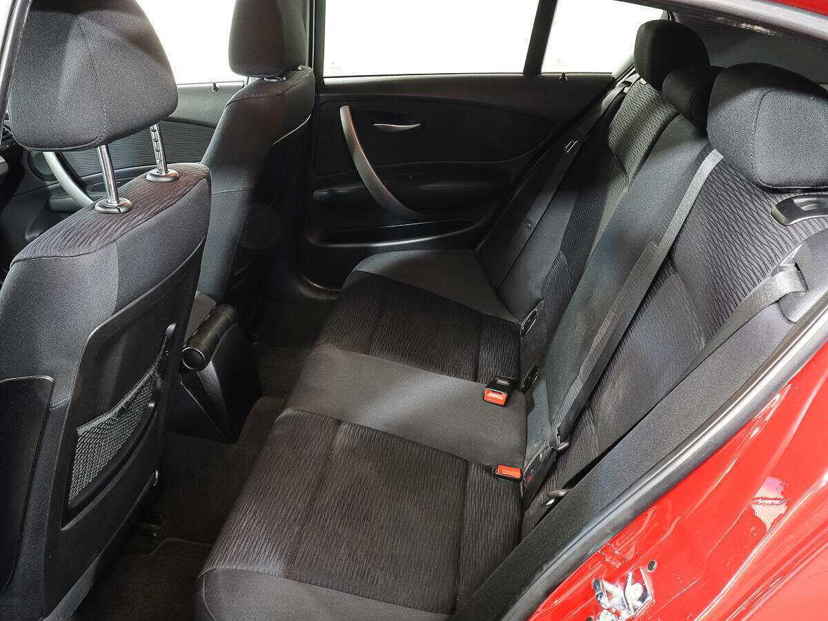 BMW 1 серии 2008 года с пробегом. Фото: #9