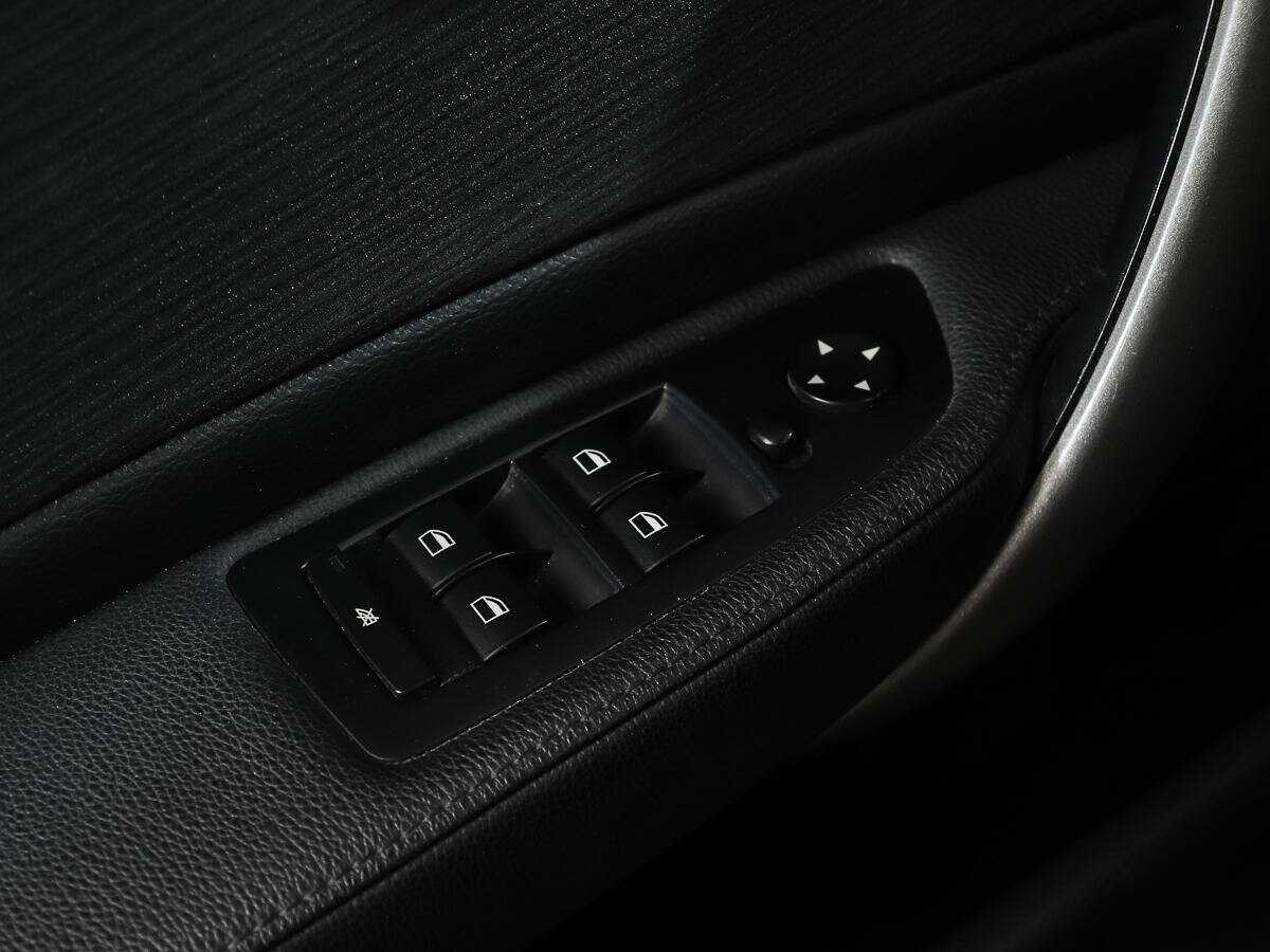 BMW 1 серии 2008 года с пробегом. Фото: #14