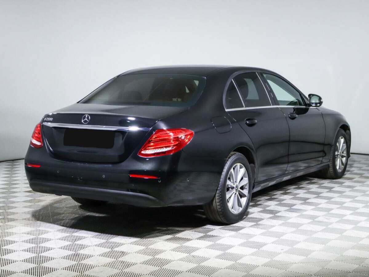 Mercedes-Benz E-Класс 2017 года с пробегом. Фото: #4