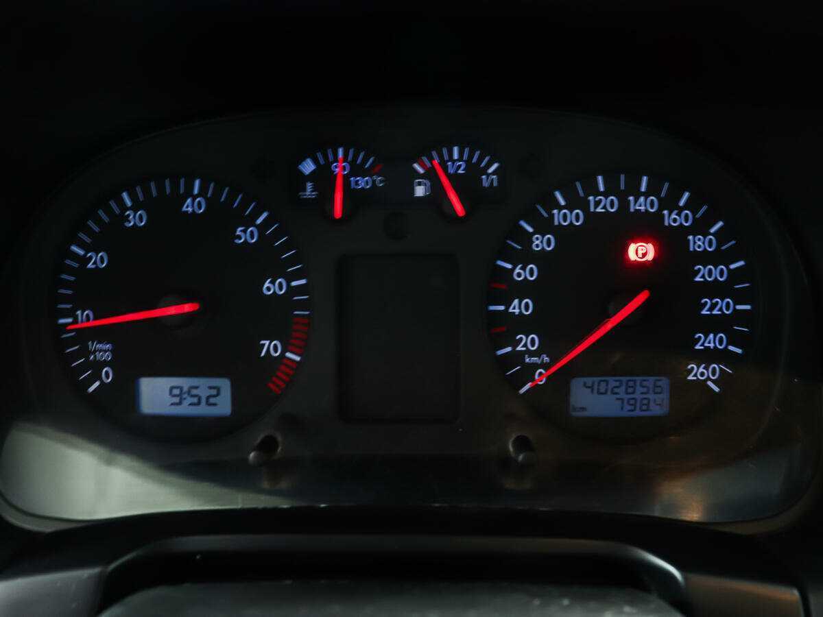 Volkswagen Golf 1999 года с пробегом. Фото: #12