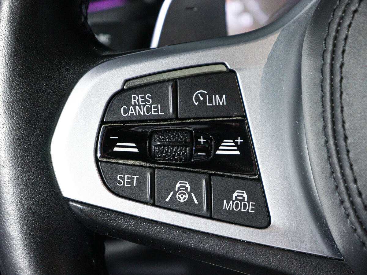 BMW 5 серии 2021 года с пробегом. Фото: #22