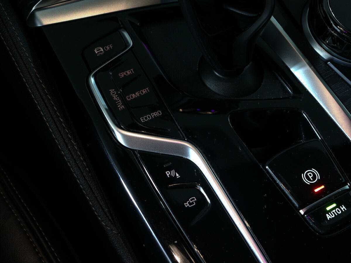 BMW 5 серии 2021 года с пробегом. Фото: #26