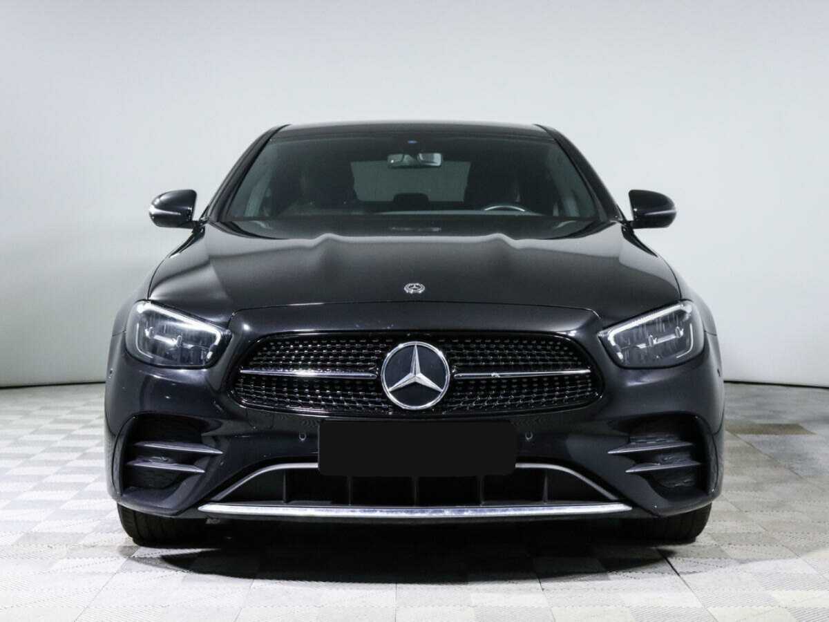 Mercedes-Benz E-Класс 2020 года с пробегом. Фото: #1