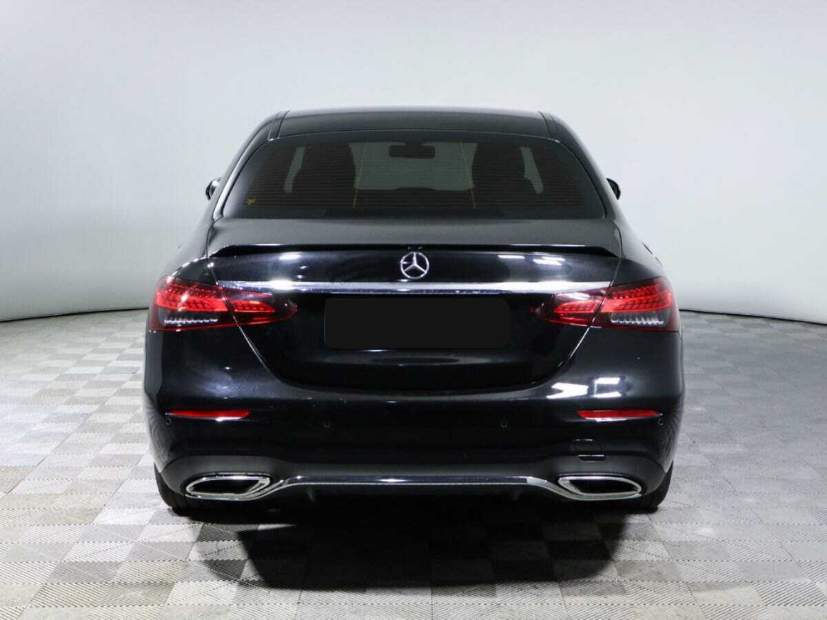 Mercedes-Benz E-Класс 2020 года с пробегом. Фото: #3