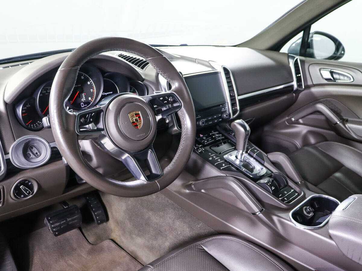 Porsche Cayenne 2017 года с пробегом. Фото: #11