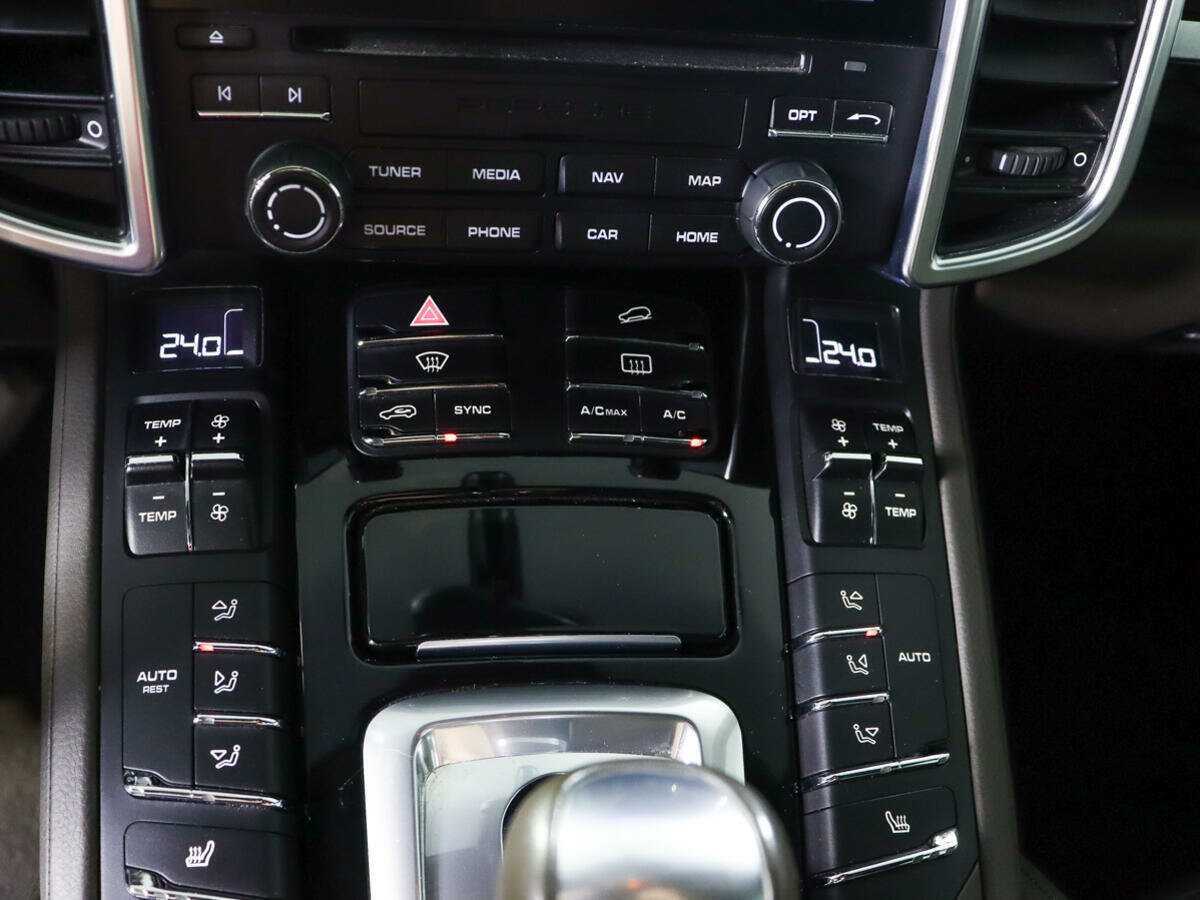 Porsche Cayenne 2017 года с пробегом. Фото: #15