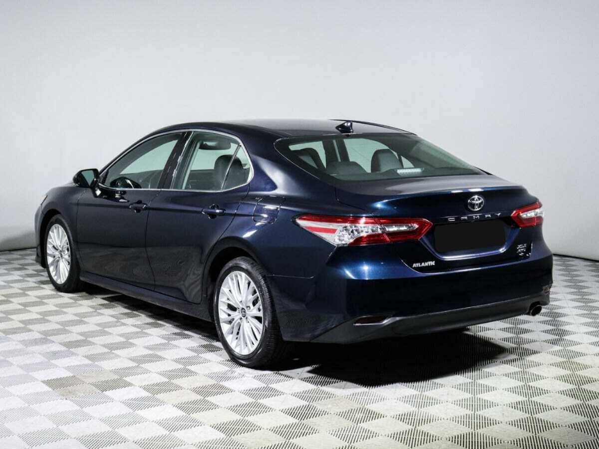 Toyota Camry 2020 года с пробегом. Фото: #5