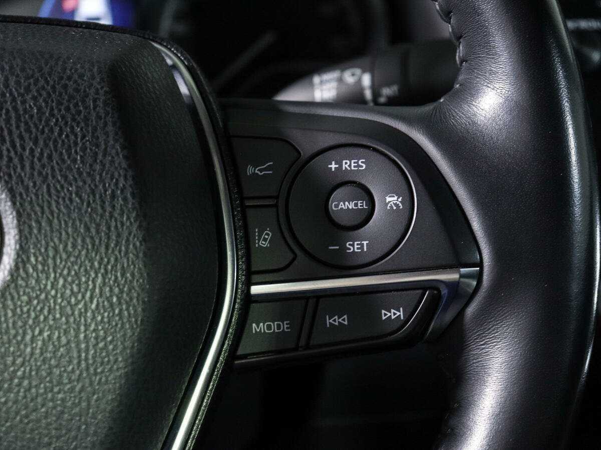 Toyota Camry 2020 года с пробегом. Фото: #19