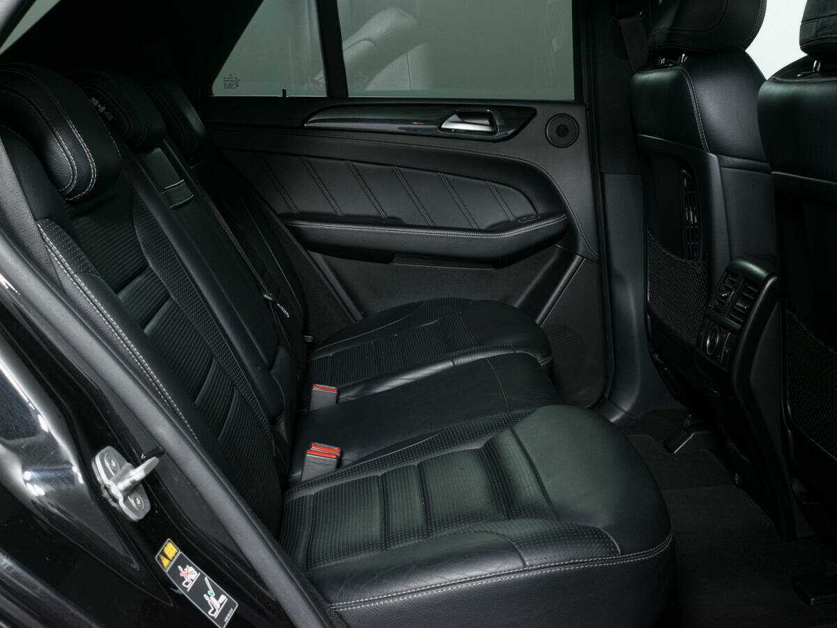 Mercedes-Benz M-Класс AMG 2012 года с пробегом. Фото: #10