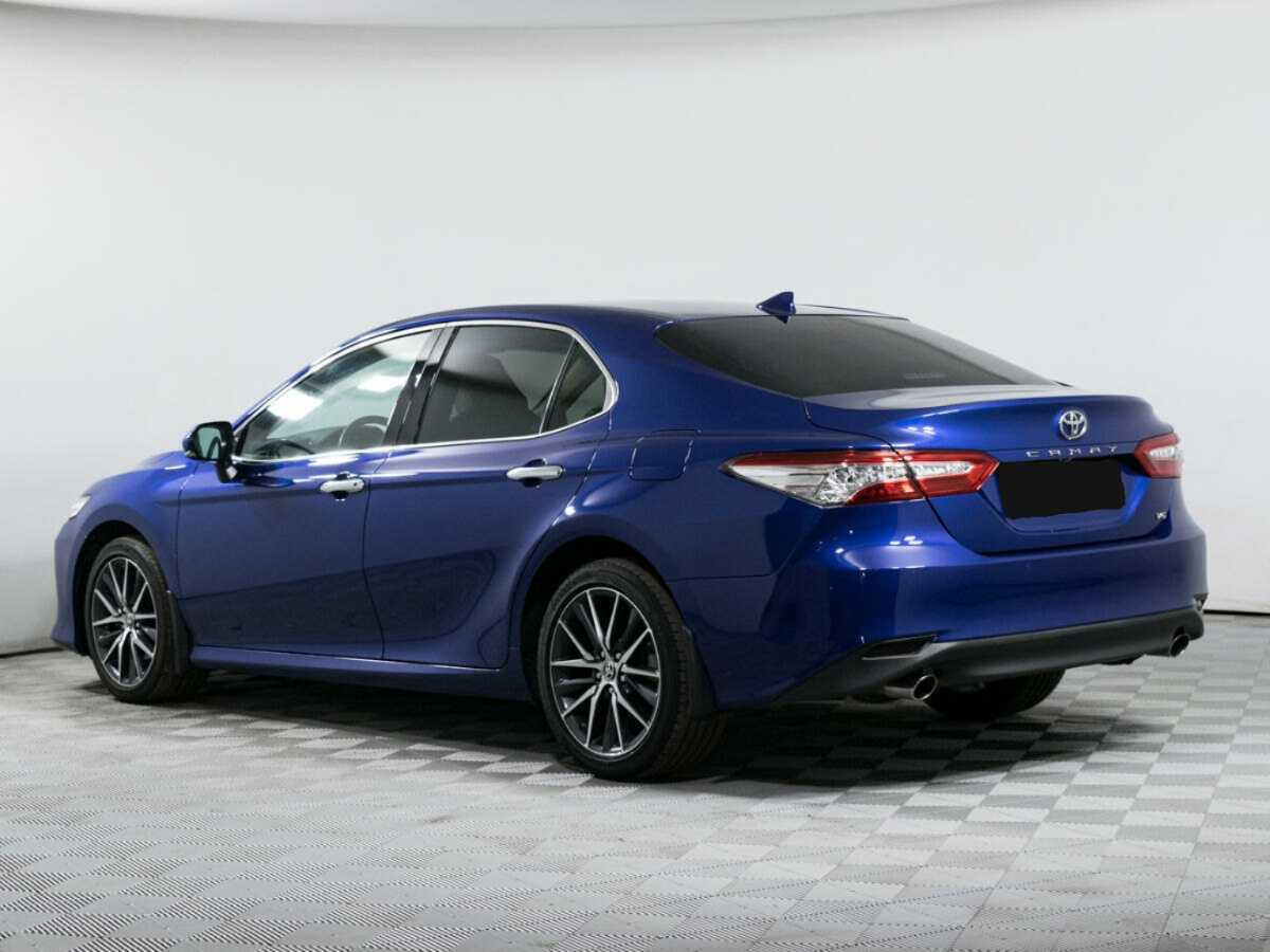 Toyota Camry 2021 года с пробегом. Фото: #4