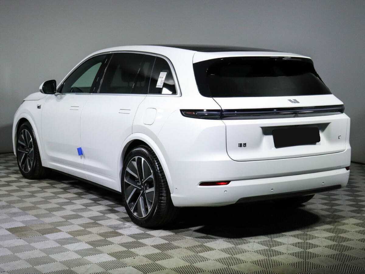 LiXiang L7 2024 года с пробегом. Фото: #5