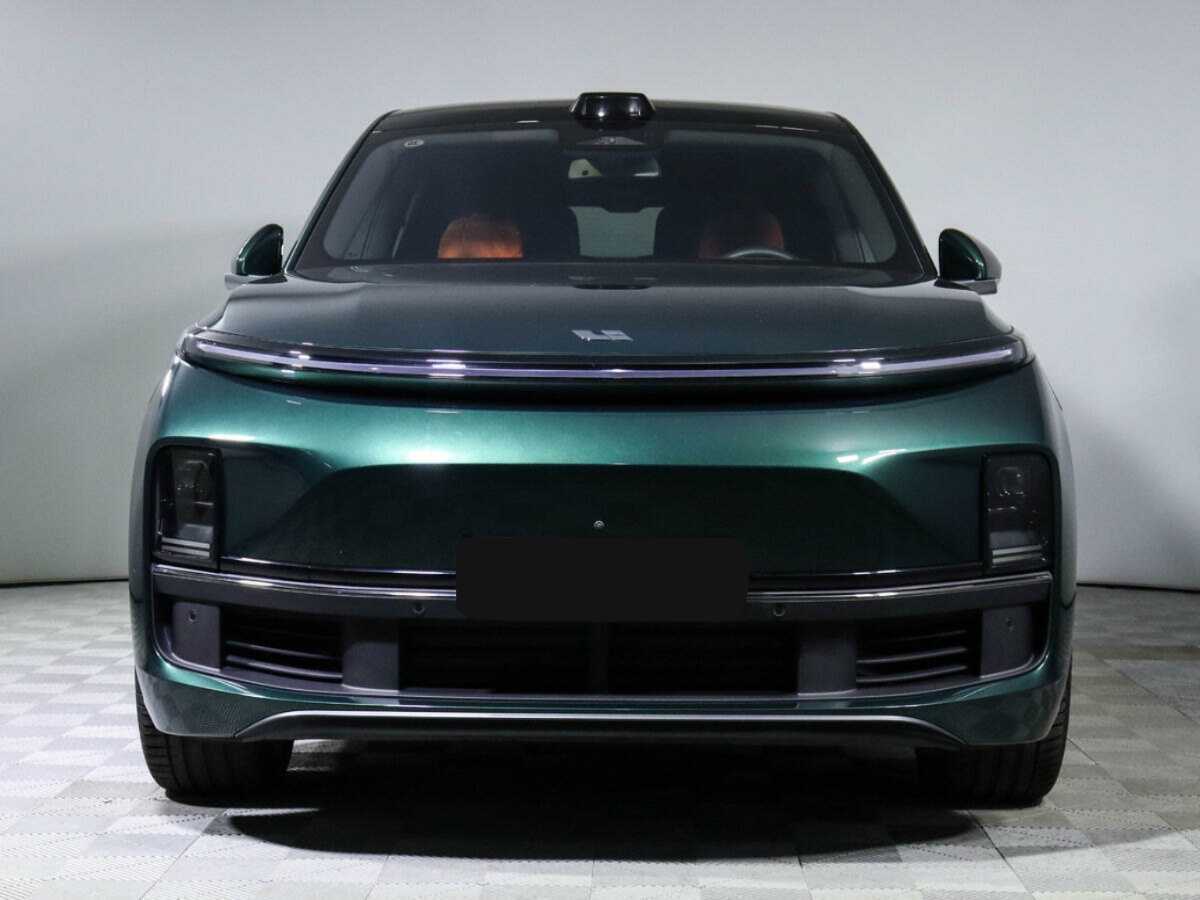 LiXiang L9 2023 года с пробегом. Фото: #1