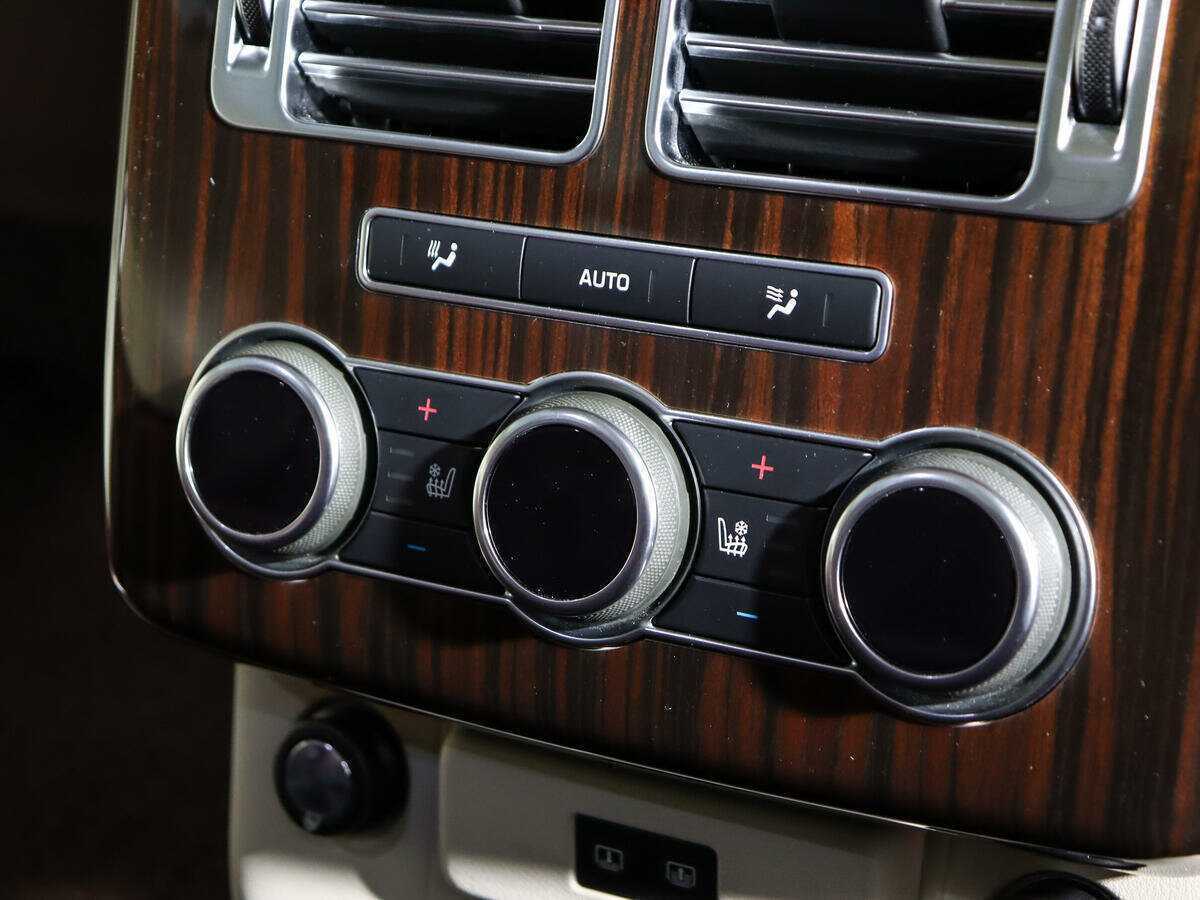 Land Rover Range Rover 2016 года с пробегом. Фото: #15