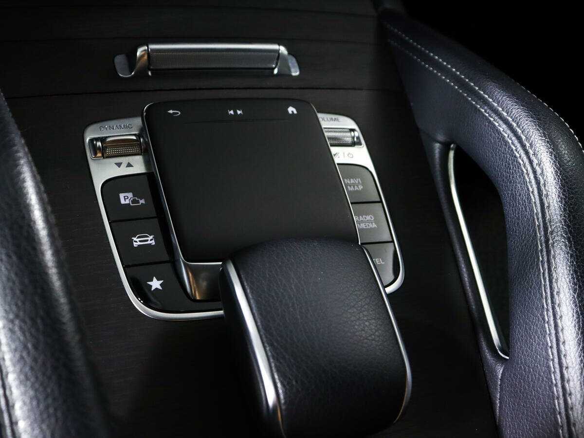 Mercedes-Benz GLE 2019 года с пробегом. Фото: #18