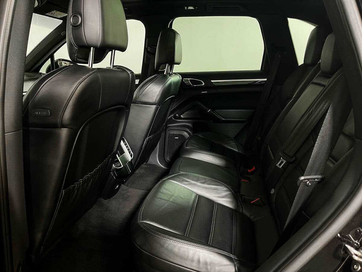 Porsche Cayenne 2015 года с пробегом. Фото: #9