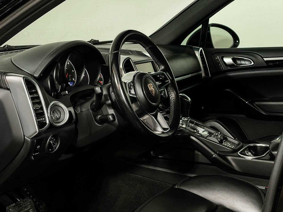 Porsche Cayenne 2015 года с пробегом. Фото: #12