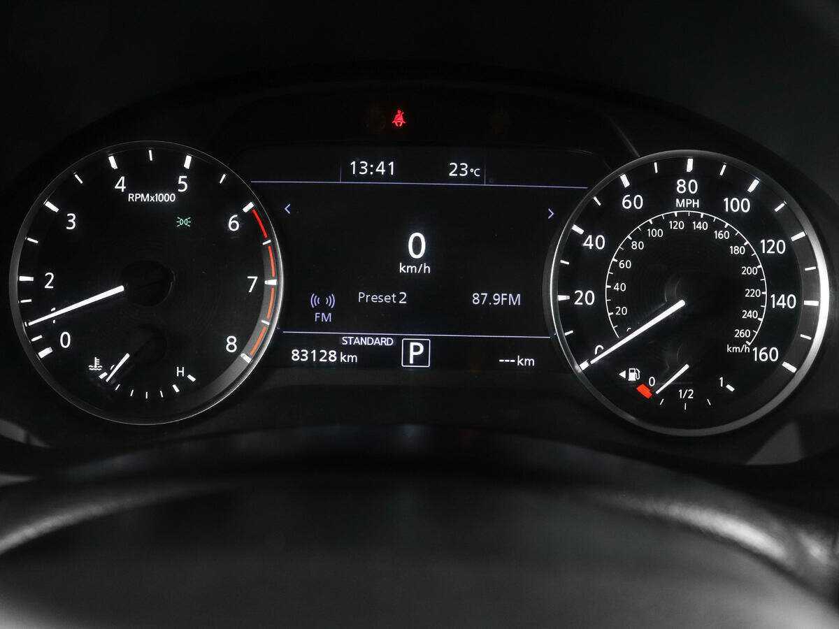 Infiniti QX50 2018 года с пробегом. Фото: #9