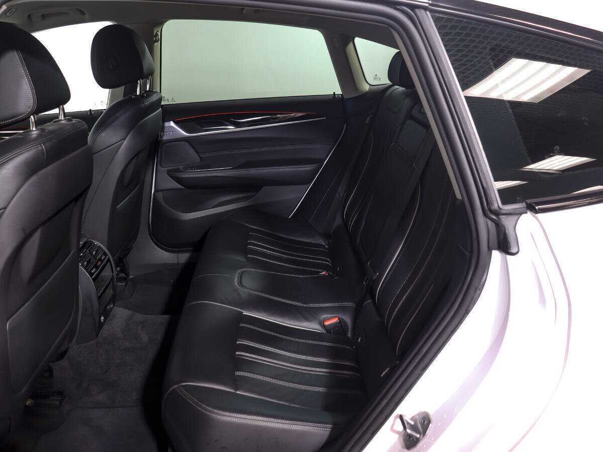 BMW 6 серии 2017 года с пробегом. Фото: #6