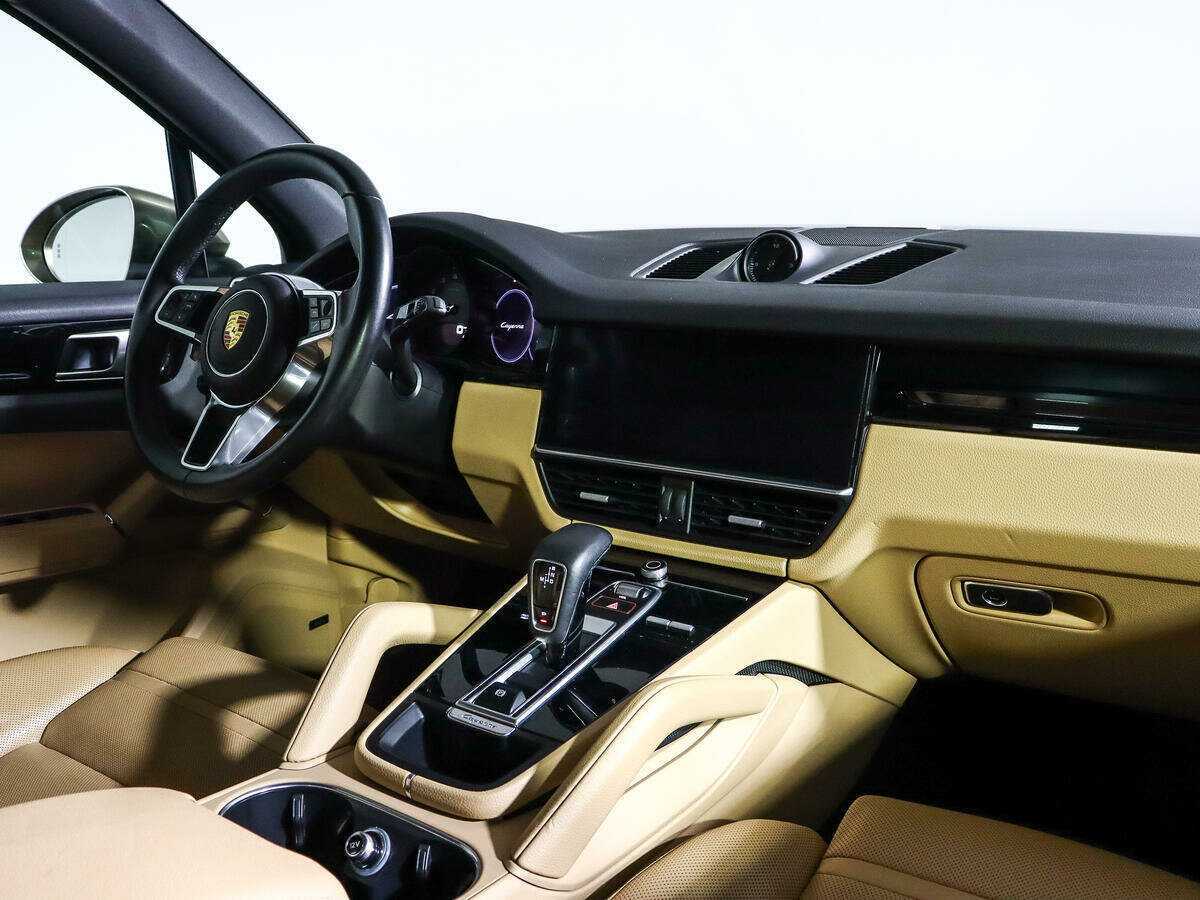 Porsche Cayenne 2018 года с пробегом. Фото: #7