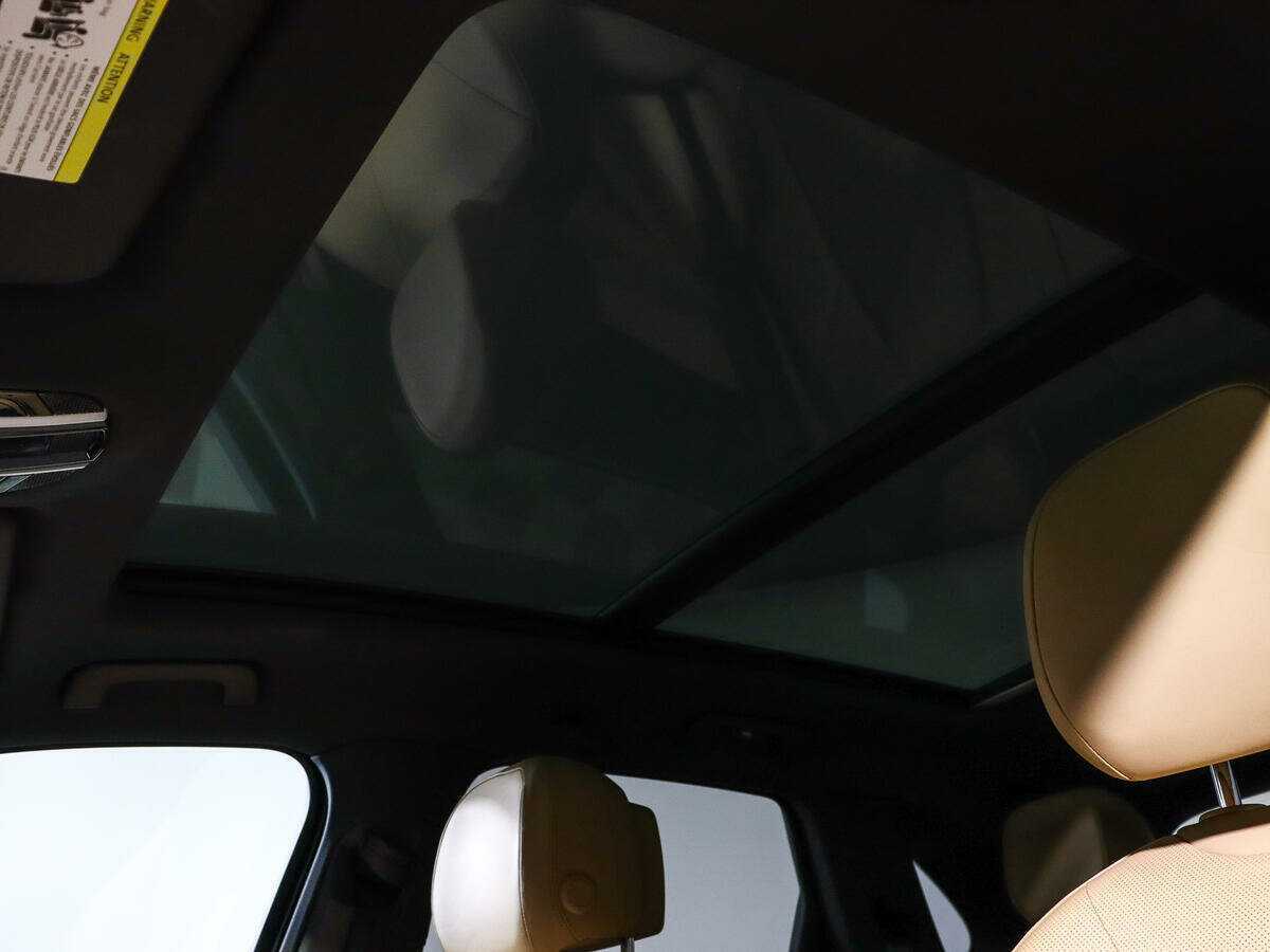 Porsche Cayenne 2018 года с пробегом. Фото: #18