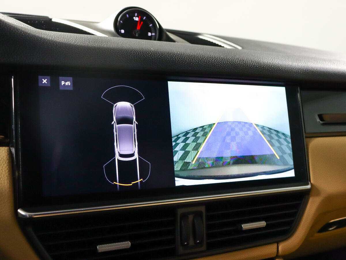 Porsche Cayenne 2018 года с пробегом. Фото: #28