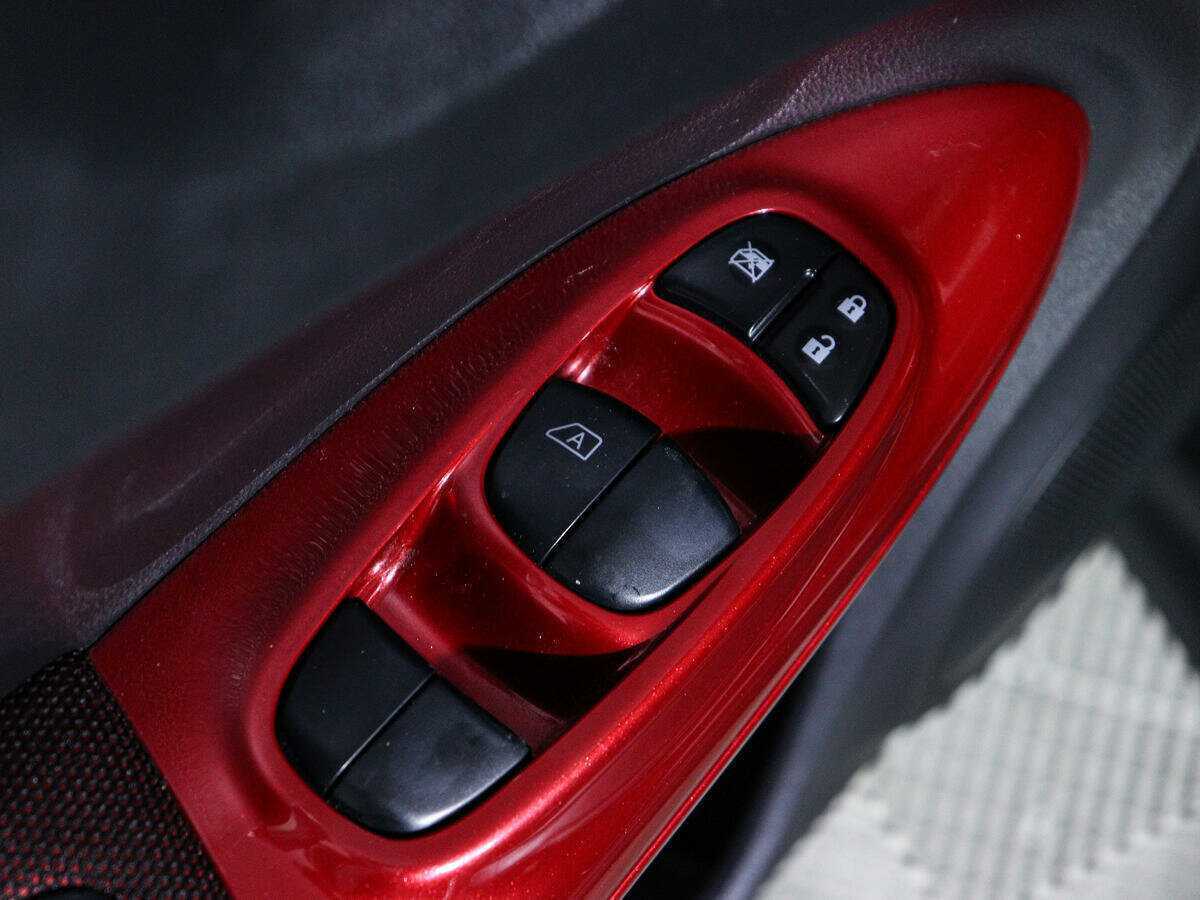 Nissan Juke 2011 года с пробегом. Фото: #15