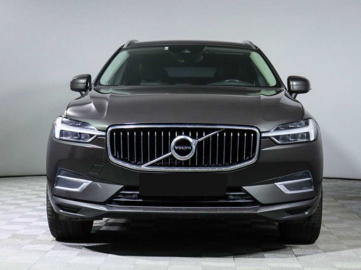 Volvo XC60 2018 года с пробегом. Фото: #1
