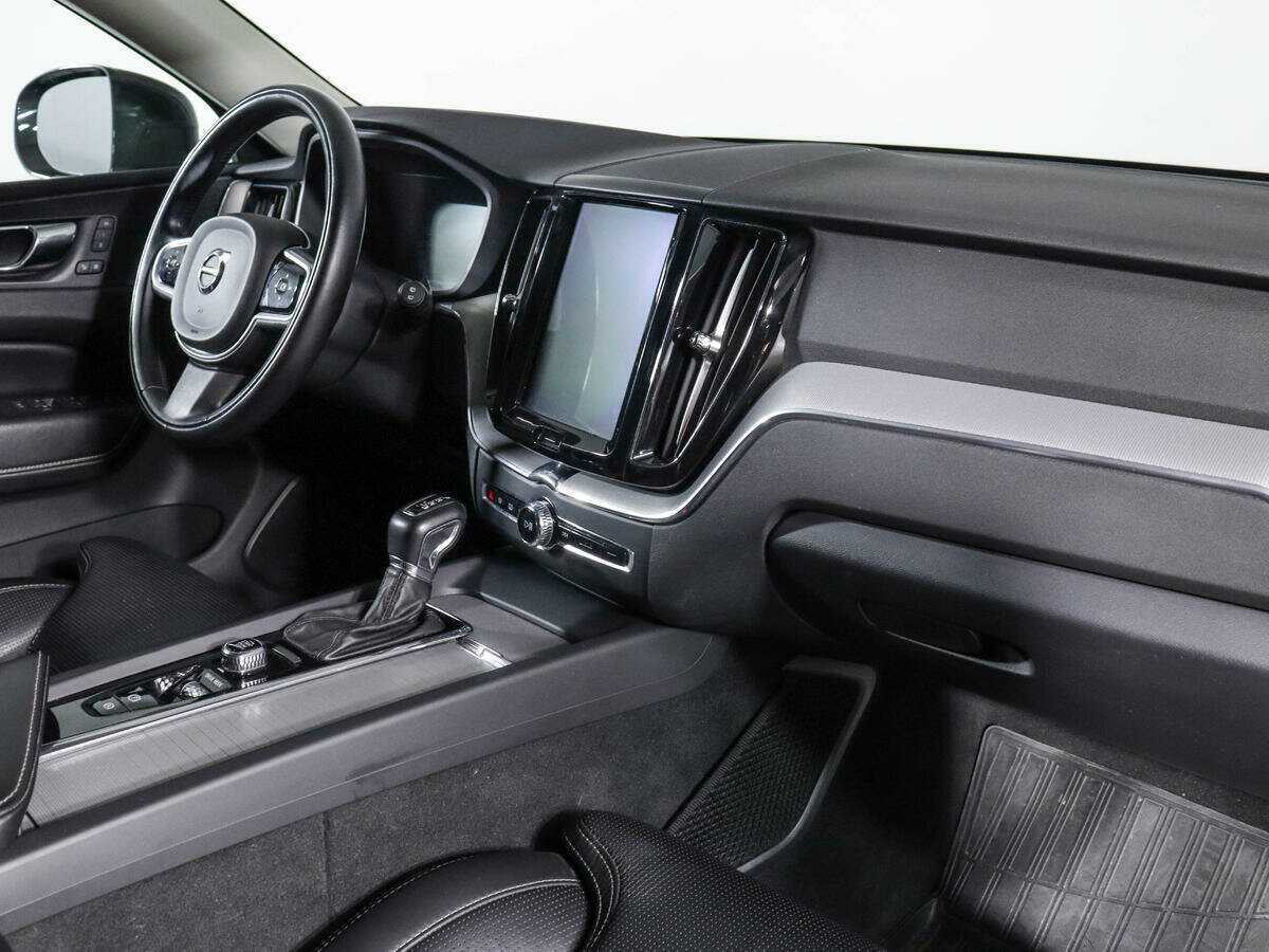 Volvo XC60 2018 года с пробегом. Фото: #6