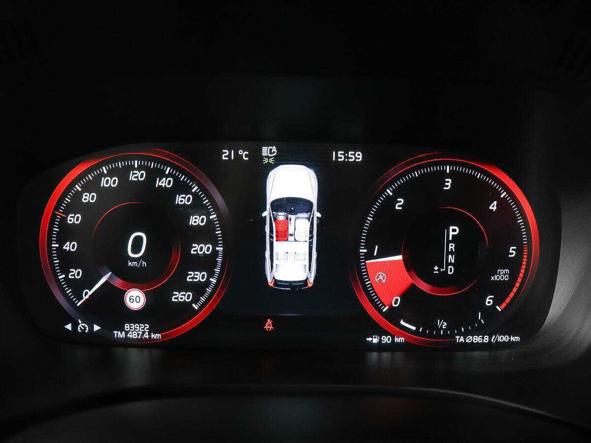 Volvo XC60 2018 года с пробегом. Фото: #8