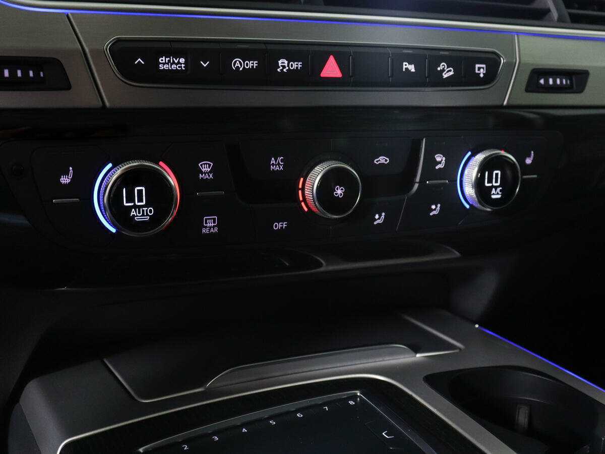 Audi Q7 2015 года с пробегом. Фото: #12