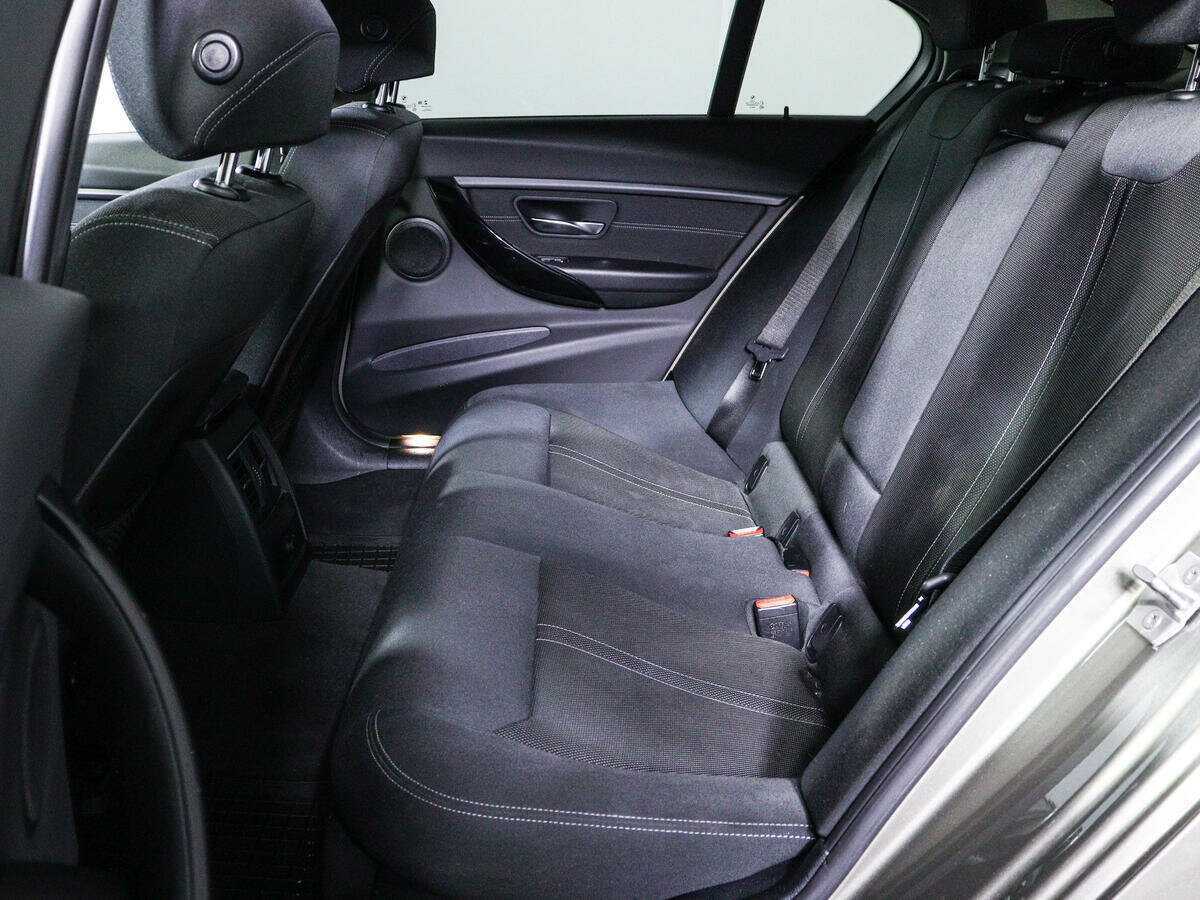 BMW 3 серии 2017 года с пробегом. Фото: #7