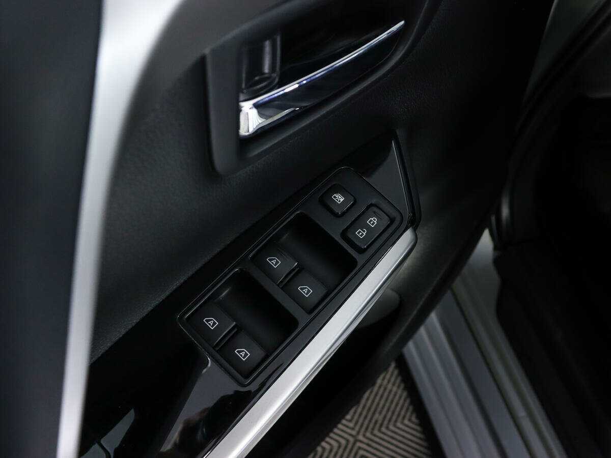 Mitsubishi Pajero Sport 2021 года с пробегом. Фото: #14