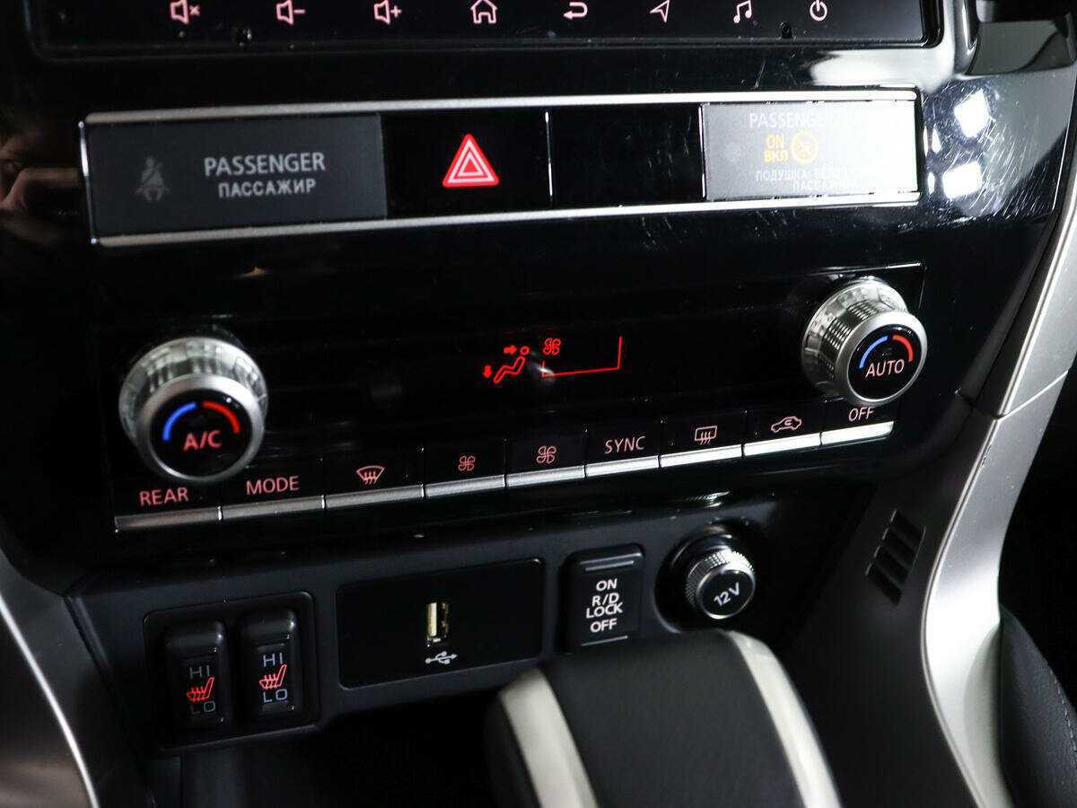 Mitsubishi Pajero Sport 2021 года с пробегом. Фото: #17