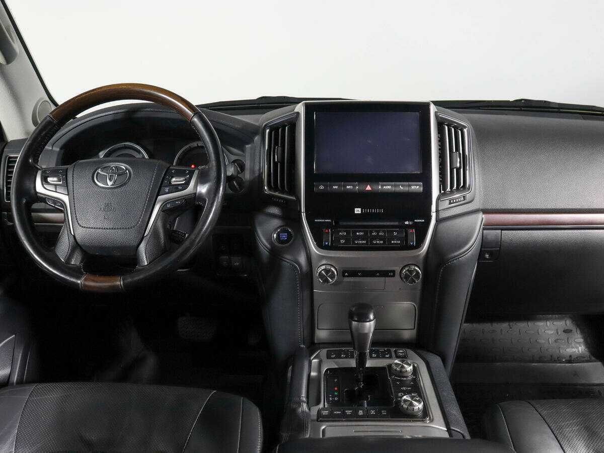 Toyota Land Cruiser 2019 года с пробегом. Фото: #9