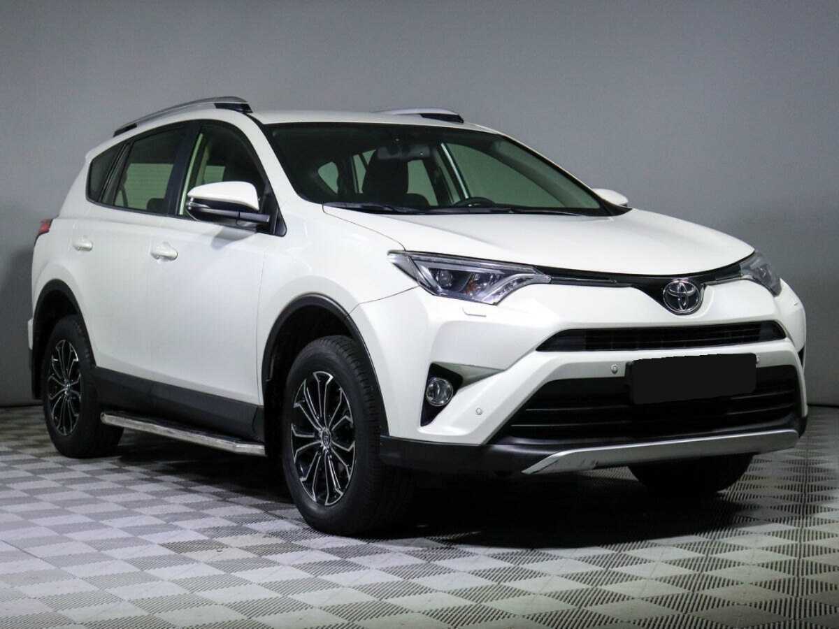 Toyota RAV4 2015 года с пробегом. Фото: #1