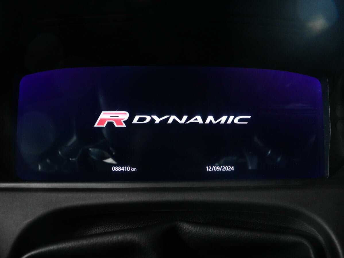 Land Rover Range Rover Velar 2020 года с пробегом. Фото: #10