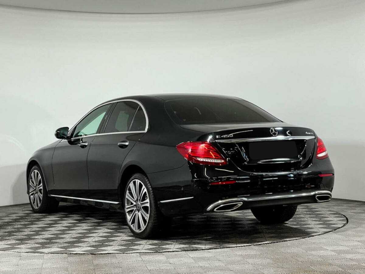 Mercedes-Benz E-Класс 2018 года с пробегом. Фото: #6