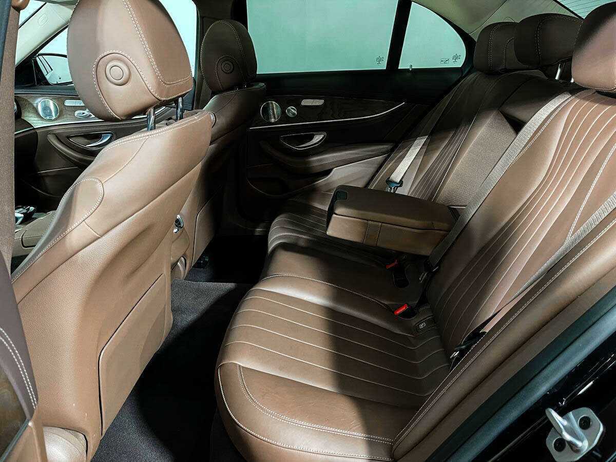 Mercedes-Benz E-Класс 2018 года с пробегом. Фото: #9