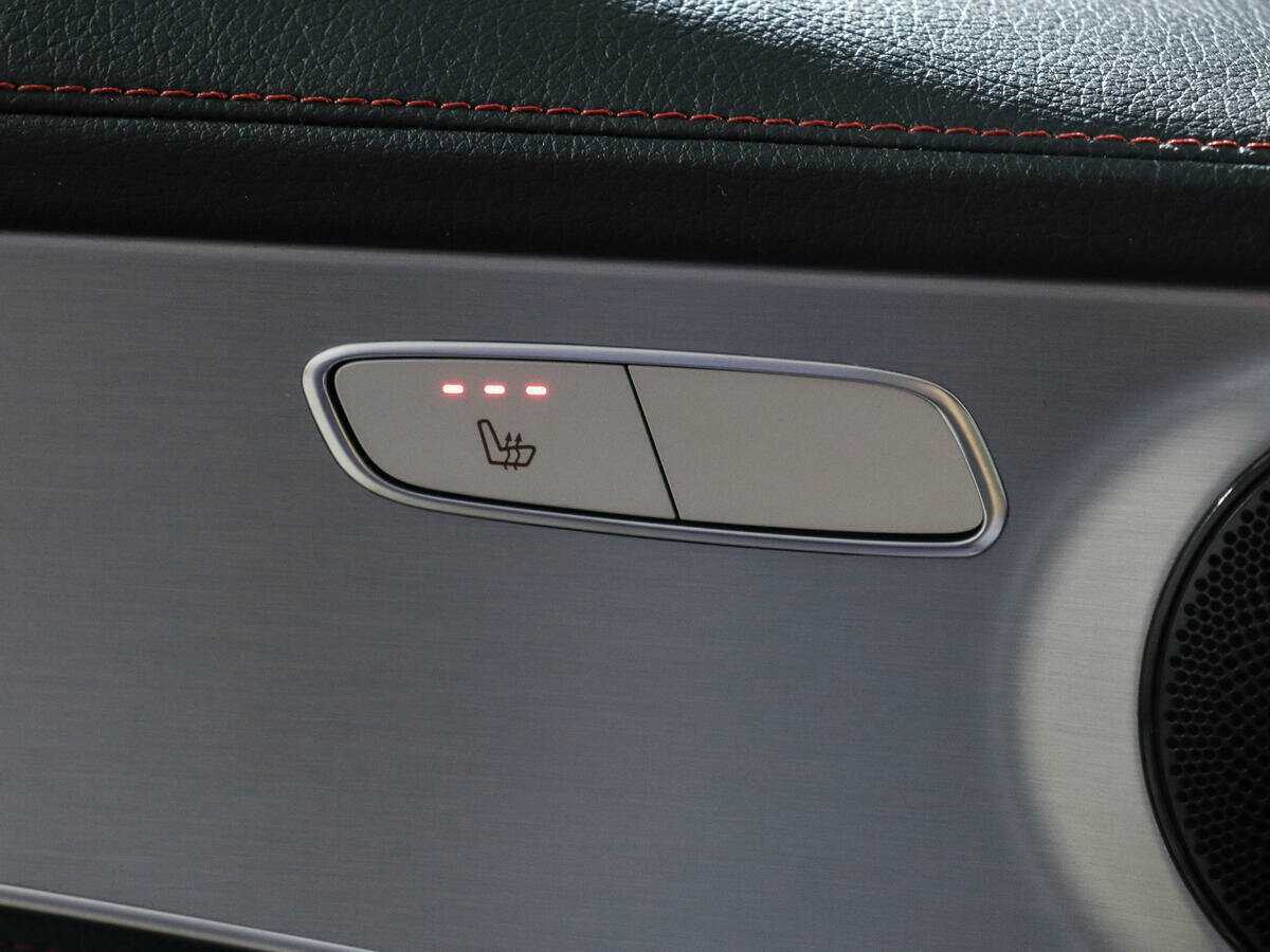 Mercedes-Benz C-Класс AMG 2016 года с пробегом. Фото: #16