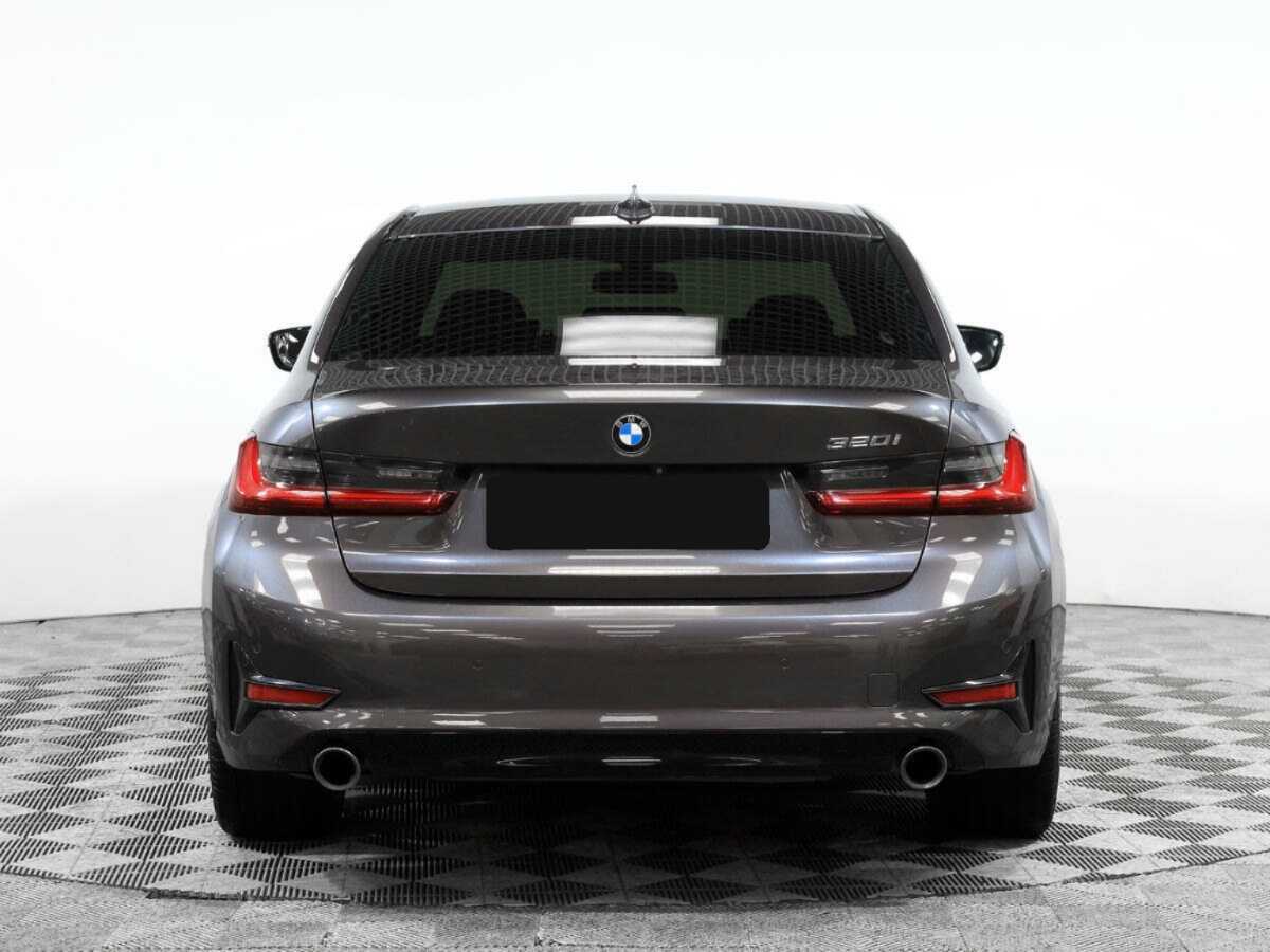 BMW 3 серии 2020 года с пробегом. Фото: #4