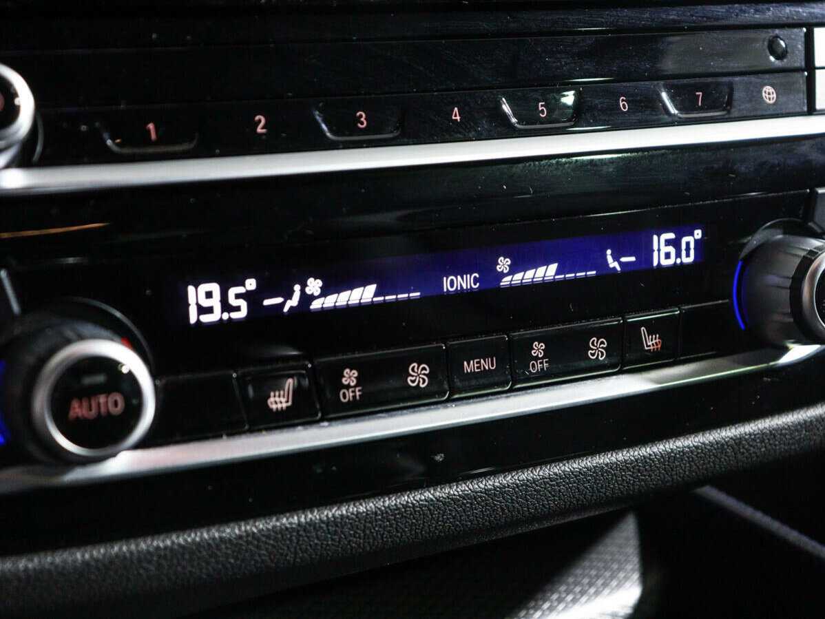 BMW 6 серии 2021 года с пробегом. Фото: #19