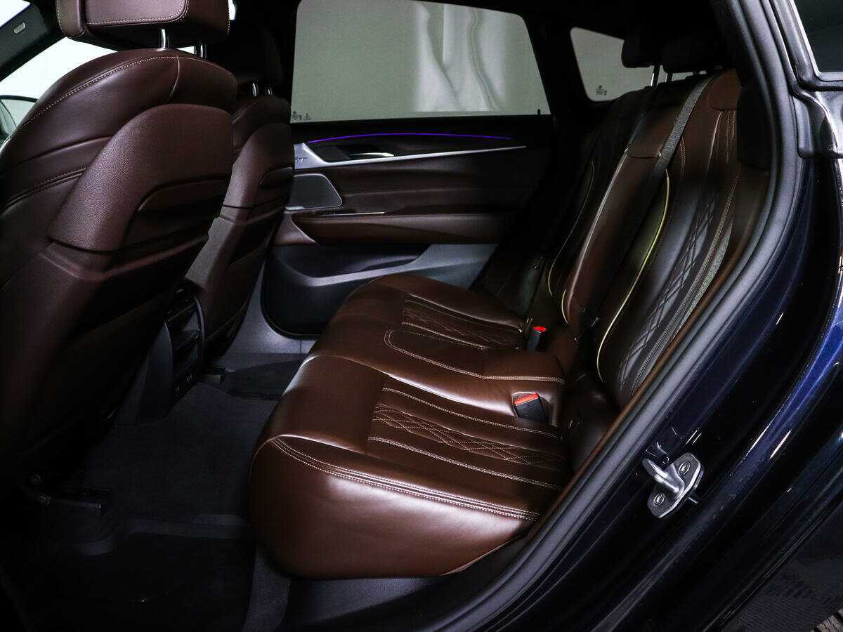 BMW 6 серии 2018 года с пробегом. Фото: #9