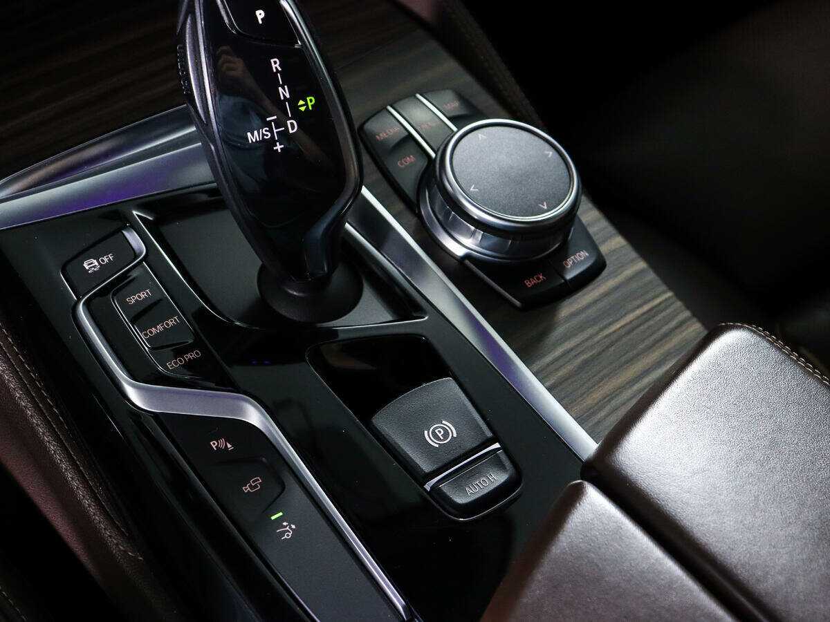 BMW 6 серии 2018 года с пробегом. Фото: #20