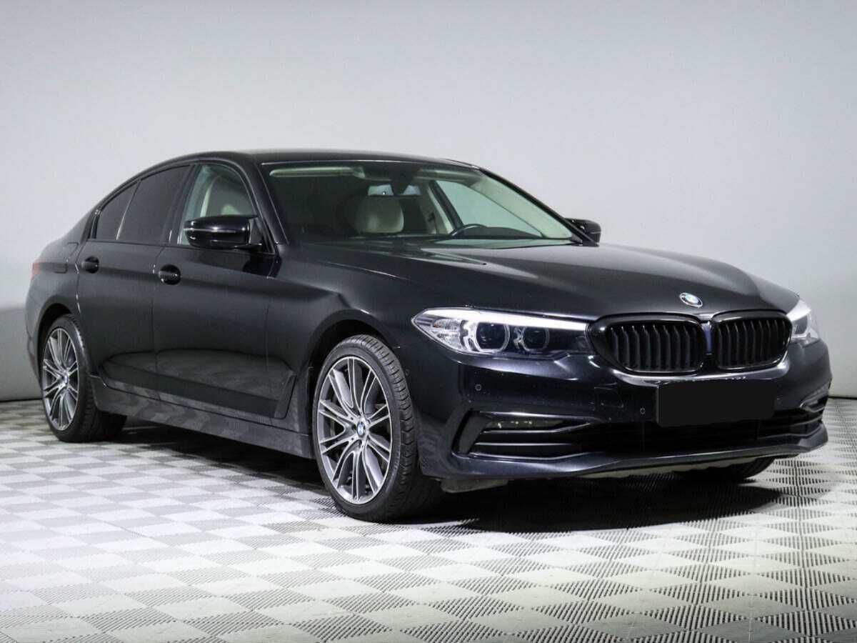 BMW 5 серии 2019 года с пробегом. Фото: #2