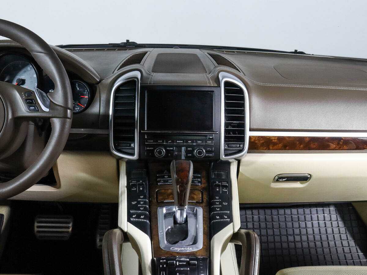 Porsche Cayenne 2011 года с пробегом. Фото: #10