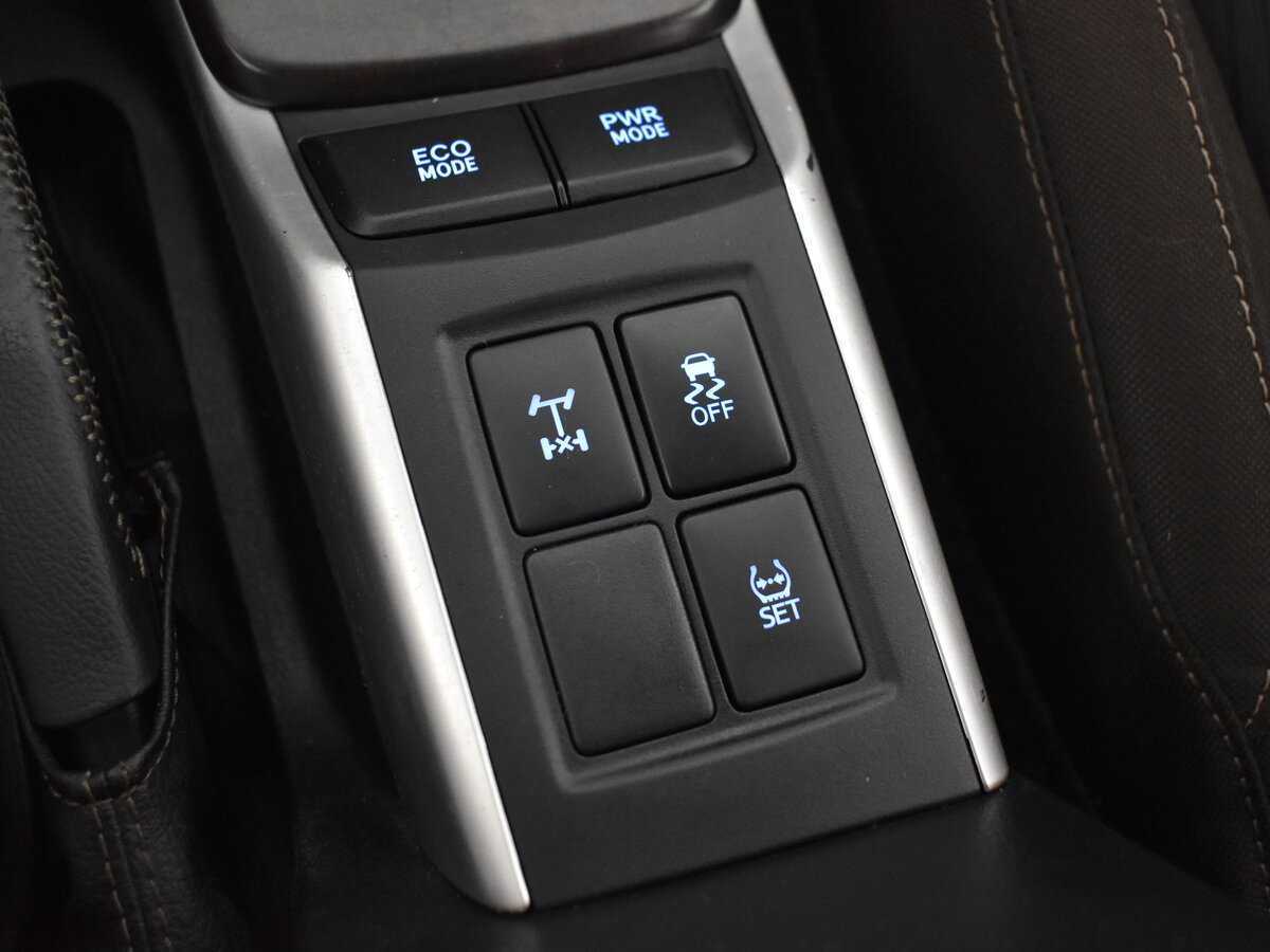 Toyota Fortuner 2020 года с пробегом. Фото: #12