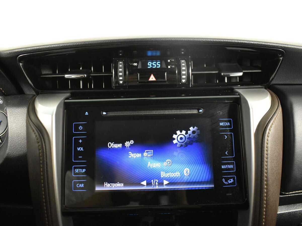 Toyota Fortuner 2020 года с пробегом. Фото: #15