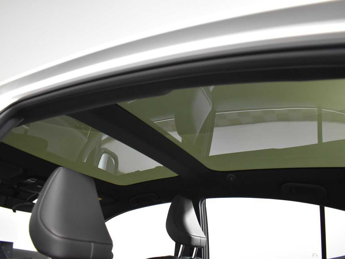 Toyota Camry 2024 года с пробегом. Фото: #7