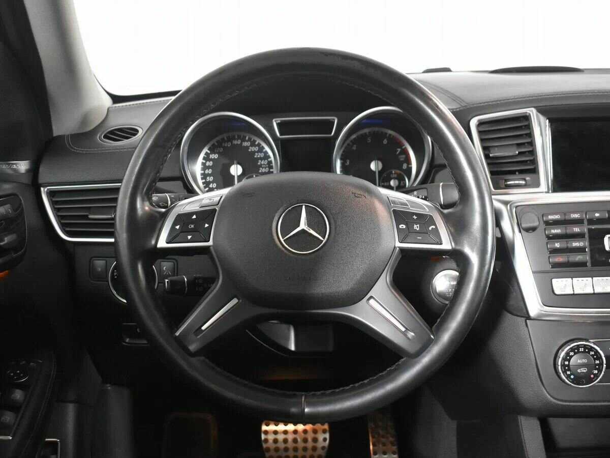 Mercedes-Benz GL-Класс 2013 года с пробегом. Фото: #19